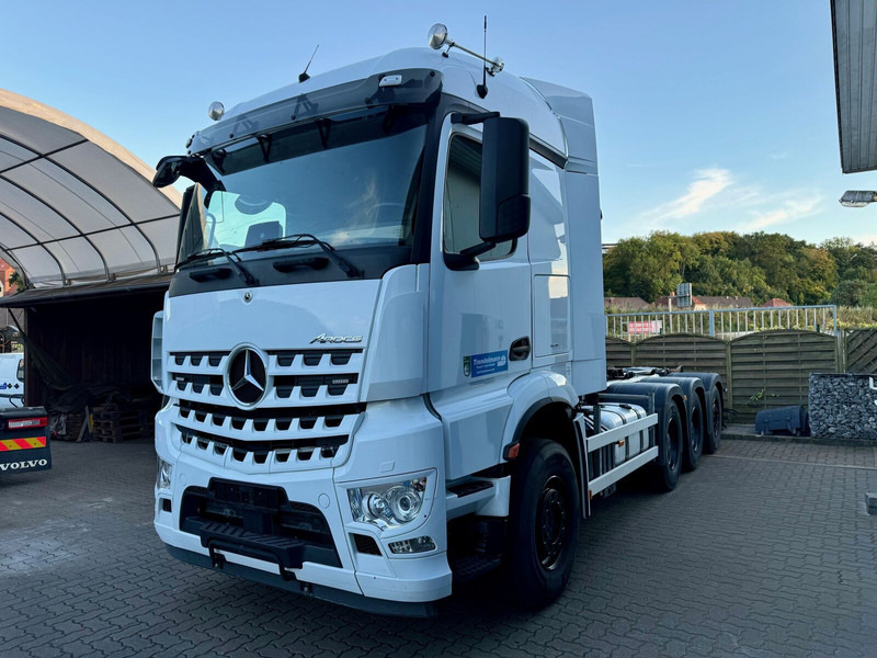 Mercedes-Benz Arocs MP5 3253 8x4 Tridem ARK HIAB 24 to - Hákový nosič kontajnerov: obrázok 3 Mercedes-Benz Arocs MP5 3253 8x4 Tridem ARK HIAB 24 to - Hákový nosič kontajnerov: obrázok 3