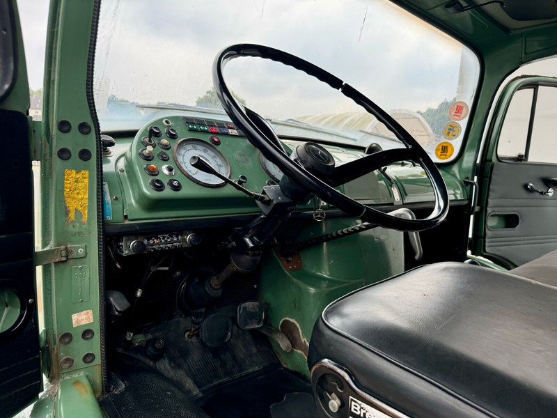 Sklápač Mercedes-Benz LK 1313 Haubenwagen Oldtimer 3 Wischer hohe Scheibe: obrázok 10