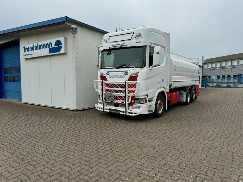 Scania R 500 Tankwagen Benzin-Diesel Oben und Unten Belfüllung - Cisternové vozidlo: obrázok 1 Scania R 500 Tankwagen Benzin-Diesel Oben und Unten Belfüllung - Cisternové vozidlo: obrázok 1