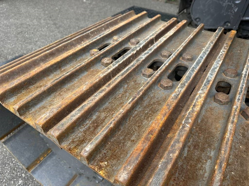 Pásové rýpadlo Volvo EC 230: obrázok 12 Pásové rýpadlo Volvo EC 230: obrázok 12