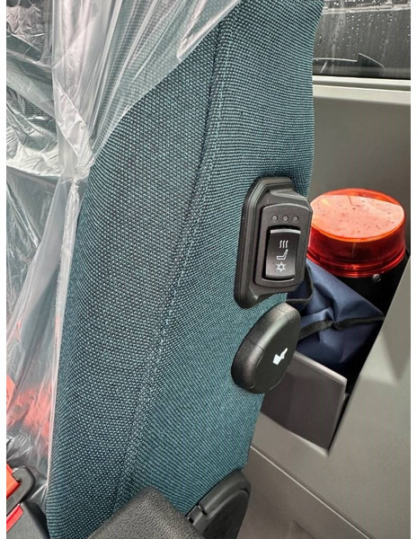 Nový Pásové rýpadlo Volvo EC 250 EL: obrázok 12