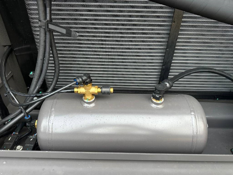 Nový Pásové rýpadlo Volvo EC 250 EL: obrázok 19