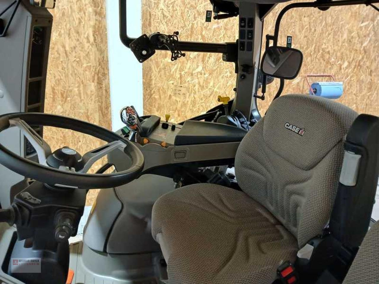 Case IH MAXXUM CVX 150 - Traktor: obrázok 3 Case IH MAXXUM CVX 150 - Traktor: obrázok 3