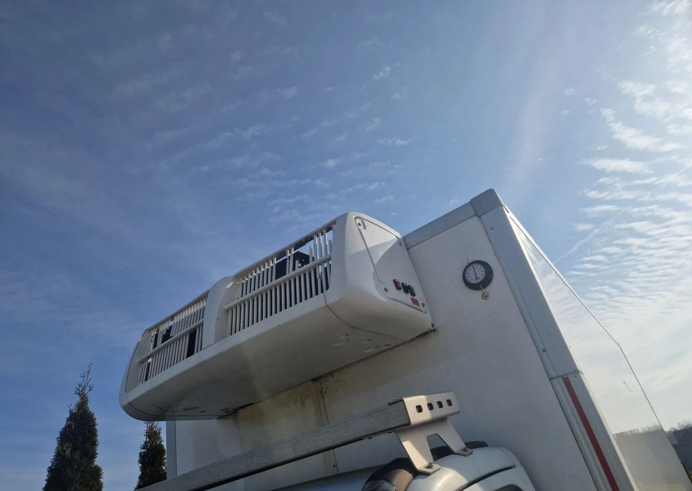 Chłodnia Mroźnia kontener 4.5m , 2 komory, dodatkowe zasilanie, boczne drzwi - Chladírenská nadstavba: obrázok 3 Chłodnia Mroźnia kontener 4.5m , 2 komory, dodatkowe zasilanie, boczne drzwi - Chladírenská nadstavba: obrázok 3