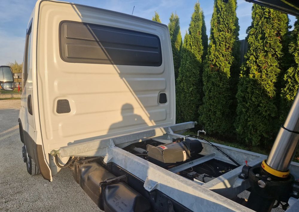 Iveco 35c15 3.0 - Dodávka sklápač: obrázok 5 Iveco 35c15 3.0 - Dodávka sklápač: obrázok 5