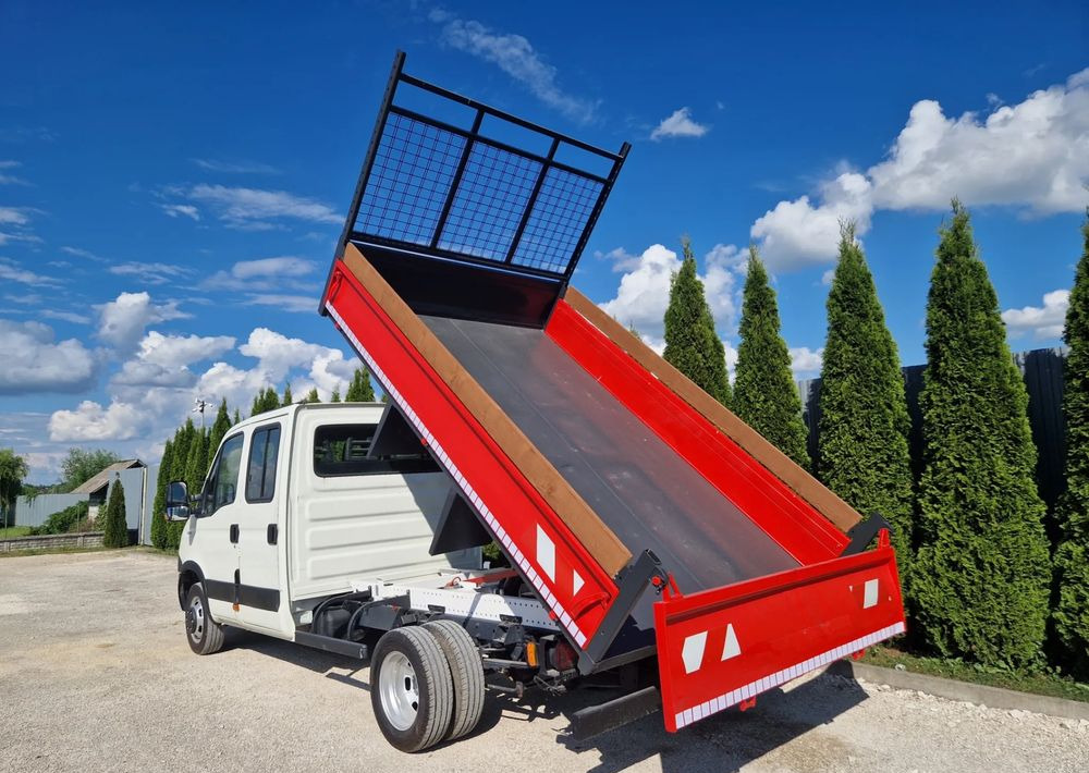 Iveco 35c15 - Dodávka sklápač: obrázok 3 Iveco 35c15 - Dodávka sklápač: obrázok 3