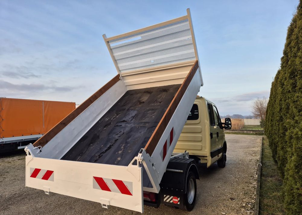 Dodávka sklápač Iveco 50C18 3.0 180KM brygadówka/: obrázok 20 Dodávka sklápač Iveco 50C18 3.0 180KM brygadówka/: obrázok 20