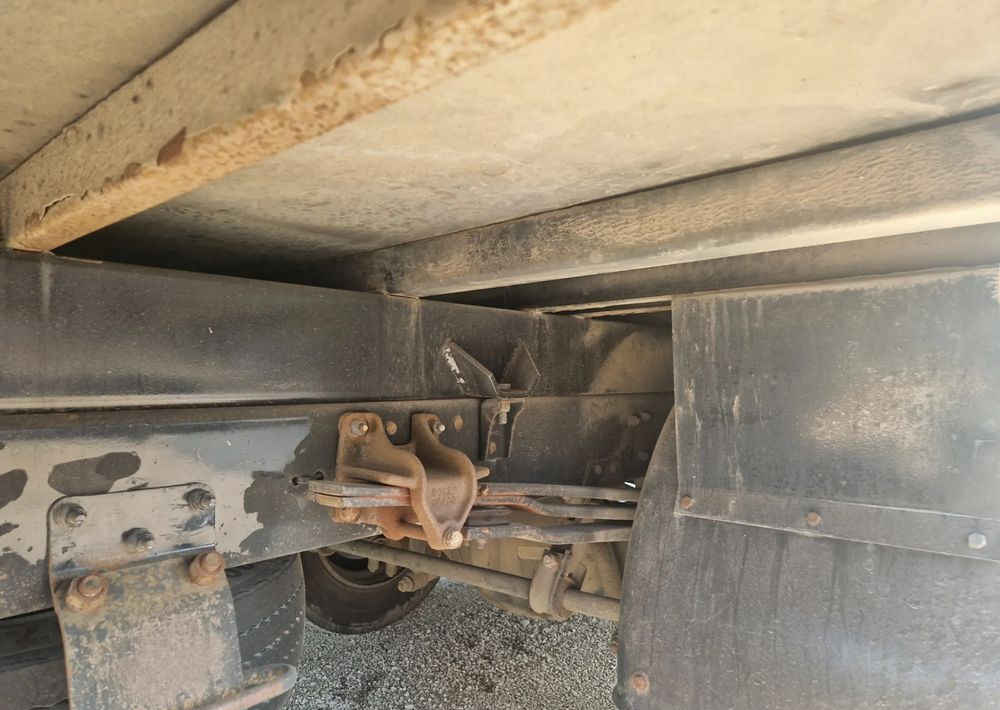 Skříňová nadstavba Kontener 10 palet winda 1000kg Atleon Iveco Atego: obrázok 7