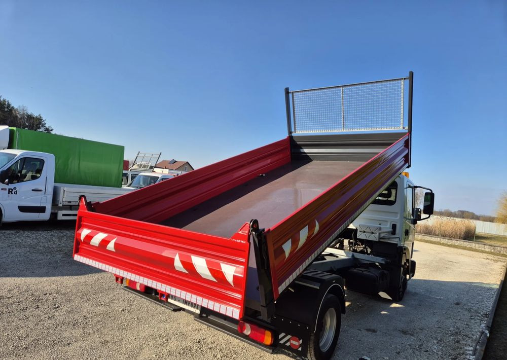 Nissan Atleon 56.13 3.0 130KM - Dodávka sklápač: obrázok 4 Nissan Atleon 56.13 3.0 130KM - Dodávka sklápač: obrázok 4