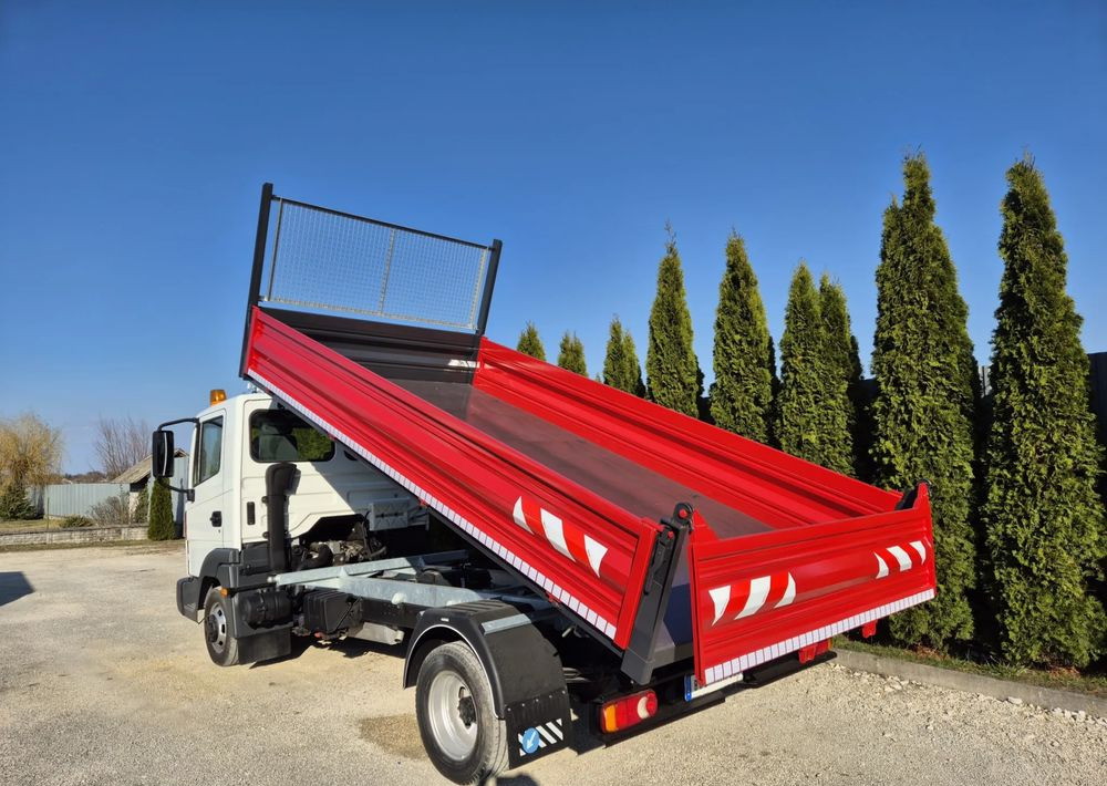 Nissan Atleon 56.13 3.0 130KM - Dodávka sklápač: obrázok 3 Nissan Atleon 56.13 3.0 130KM - Dodávka sklápač: obrázok 3