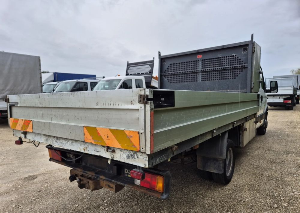 Skrzynia ładunkowa 4.1m Iveco + skrzynia narzędziowa - Valníková nadstavba: obrázok 4 Skrzynia ładunkowa 4.1m Iveco + skrzynia narzędziowa - Valníková nadstavba: obrázok 4