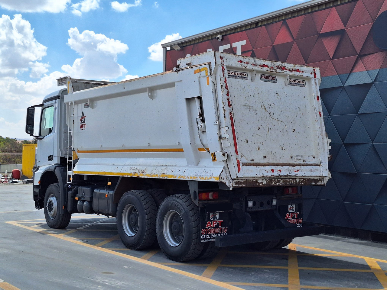 Sklápač MERCEDES-BENZ AROCS 3345: obrázok 6 Sklápač MERCEDES-BENZ AROCS 3345: obrázok 6