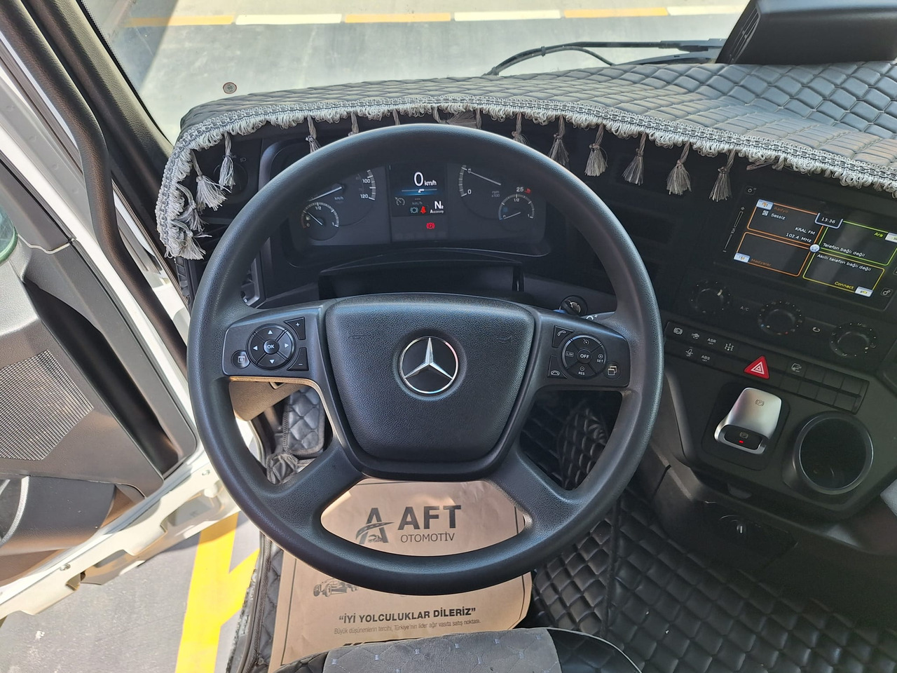 Sklápač MERCEDES-BENZ AROCS 3345: obrázok 11 Sklápač MERCEDES-BENZ AROCS 3345: obrázok 11