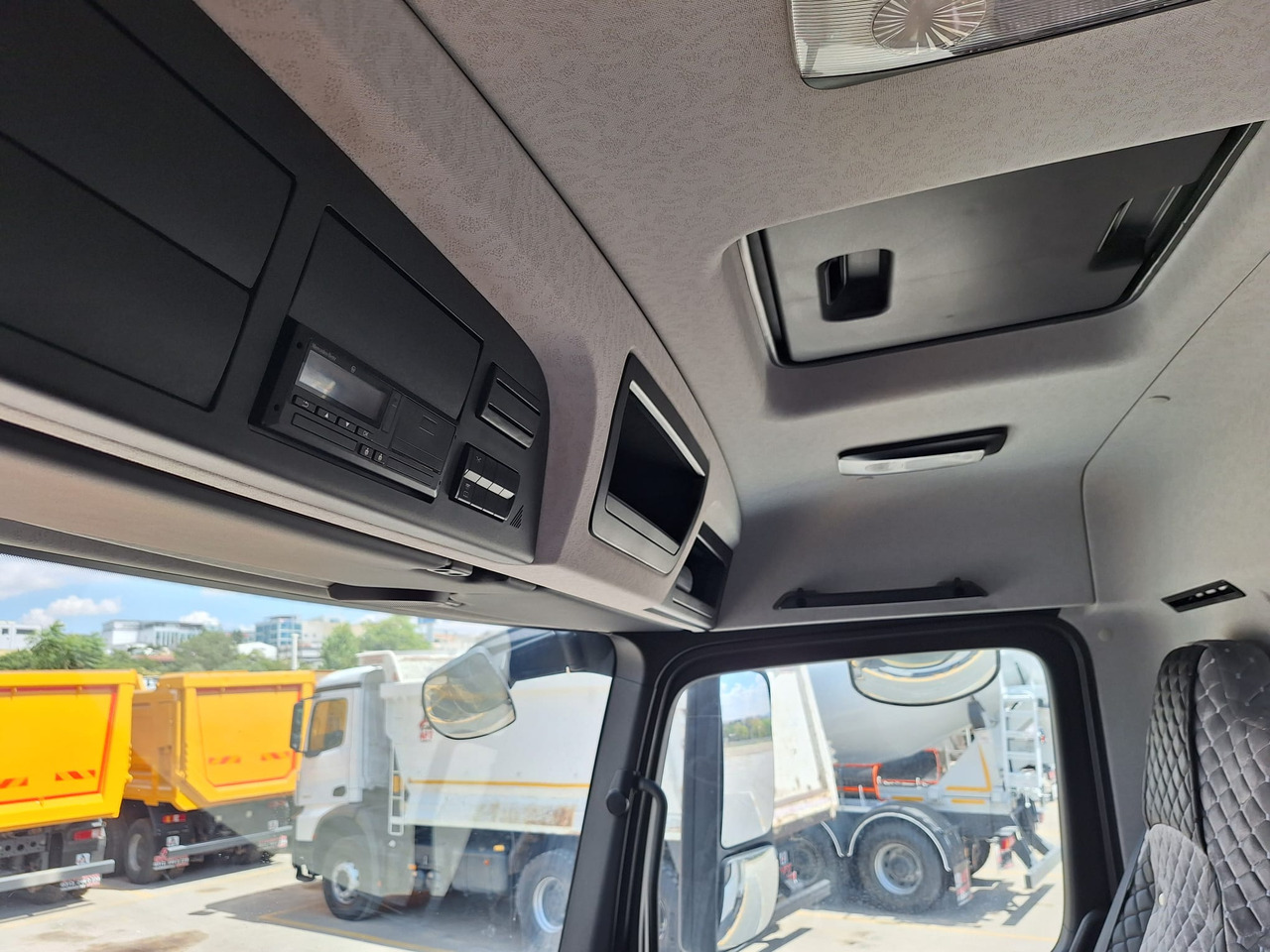 Sklápač MERCEDES-BENZ AROCS 3345: obrázok 18 Sklápač MERCEDES-BENZ AROCS 3345: obrázok 18