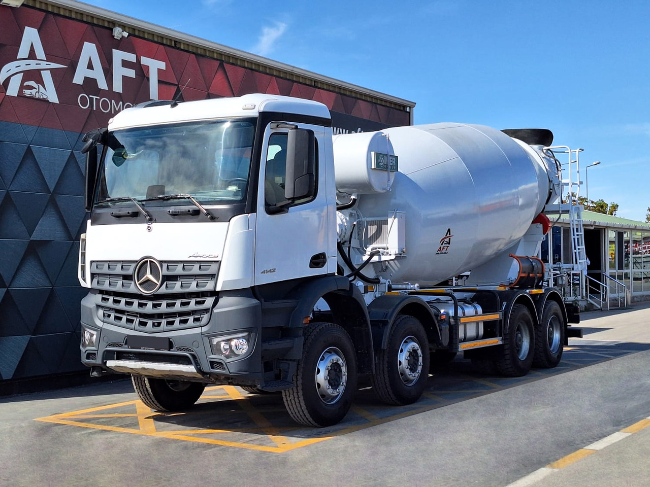 MERCEDES-BENZ AROCS 4142 - Stavebná miešačka: obrázok 1 MERCEDES-BENZ AROCS 4142 - Stavebná miešačka: obrázok 1