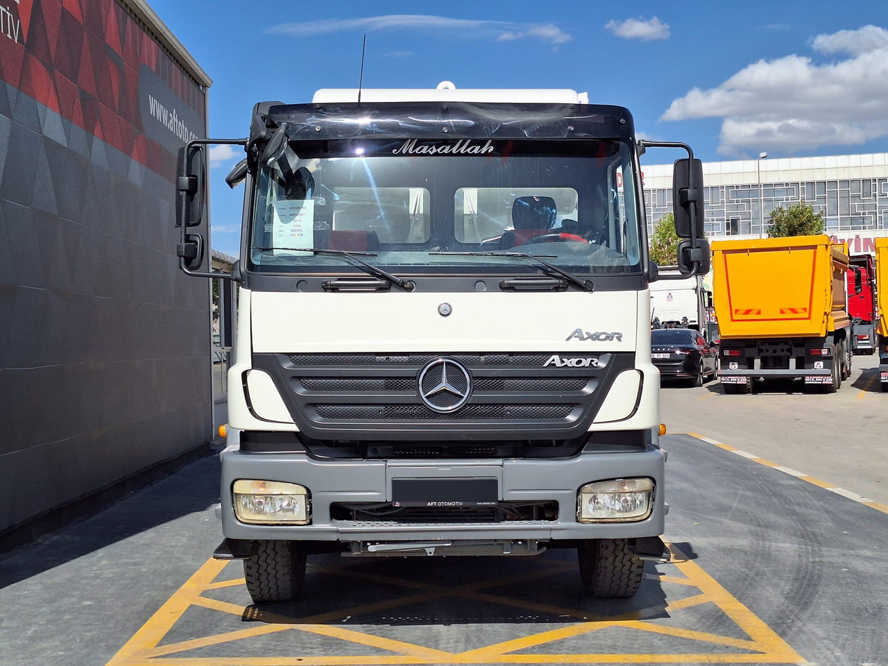 MERCEDES-BENZ AXOR 3028 - Domiešavač: obrázok 2 MERCEDES-BENZ AXOR 3028 - Domiešavač: obrázok 2