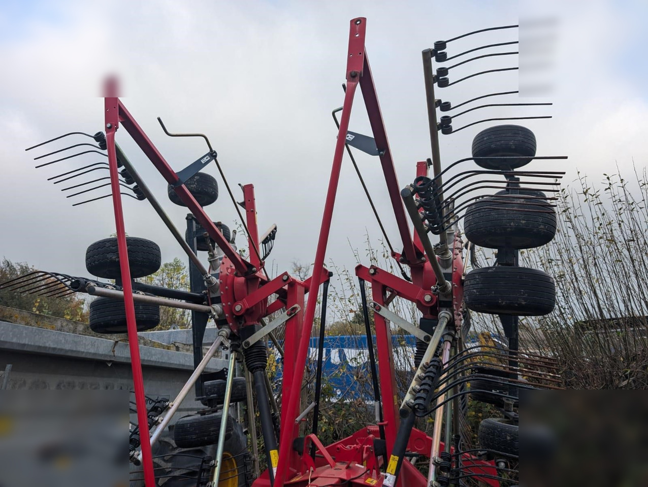 2016 MASSEY FERGUSON RK802TRC-PRO - Obracač sena: obrázok 4 2016 MASSEY FERGUSON RK802TRC-PRO - Obracač sena: obrázok 4