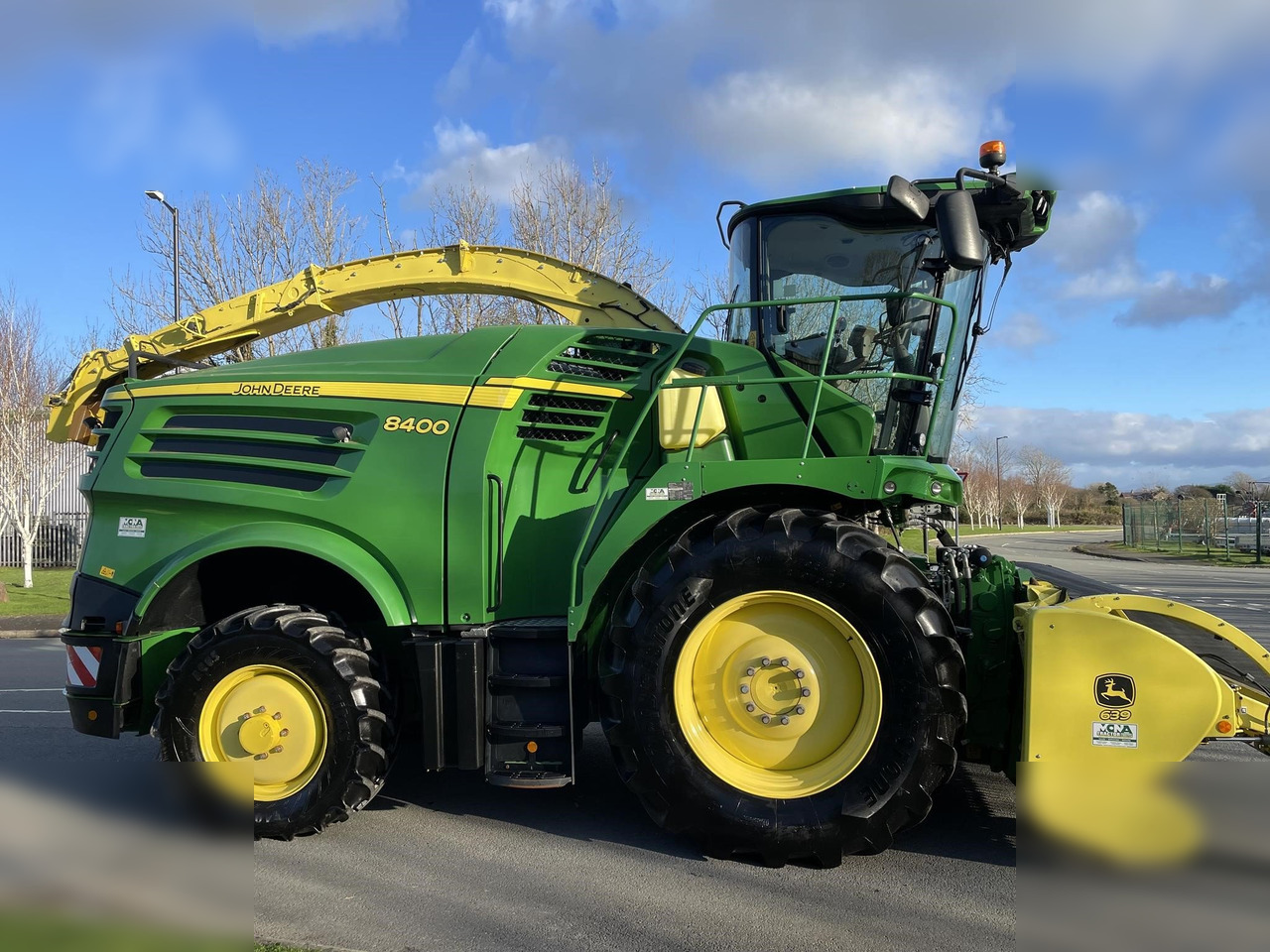 2018 JOHN DEERE 8400 - Samohybná rezačka: obrázok 1 2018 JOHN DEERE 8400 - Samohybná rezačka: obrázok 1