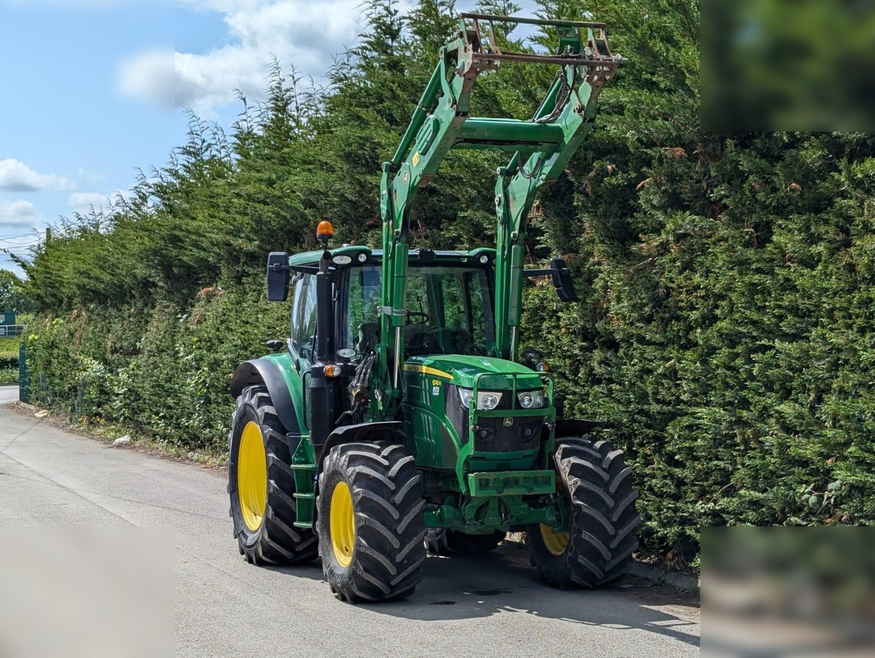 2020 JOHN DEERE 6130R - Traktor: obrázok 2 2020 JOHN DEERE 6130R - Traktor: obrázok 2