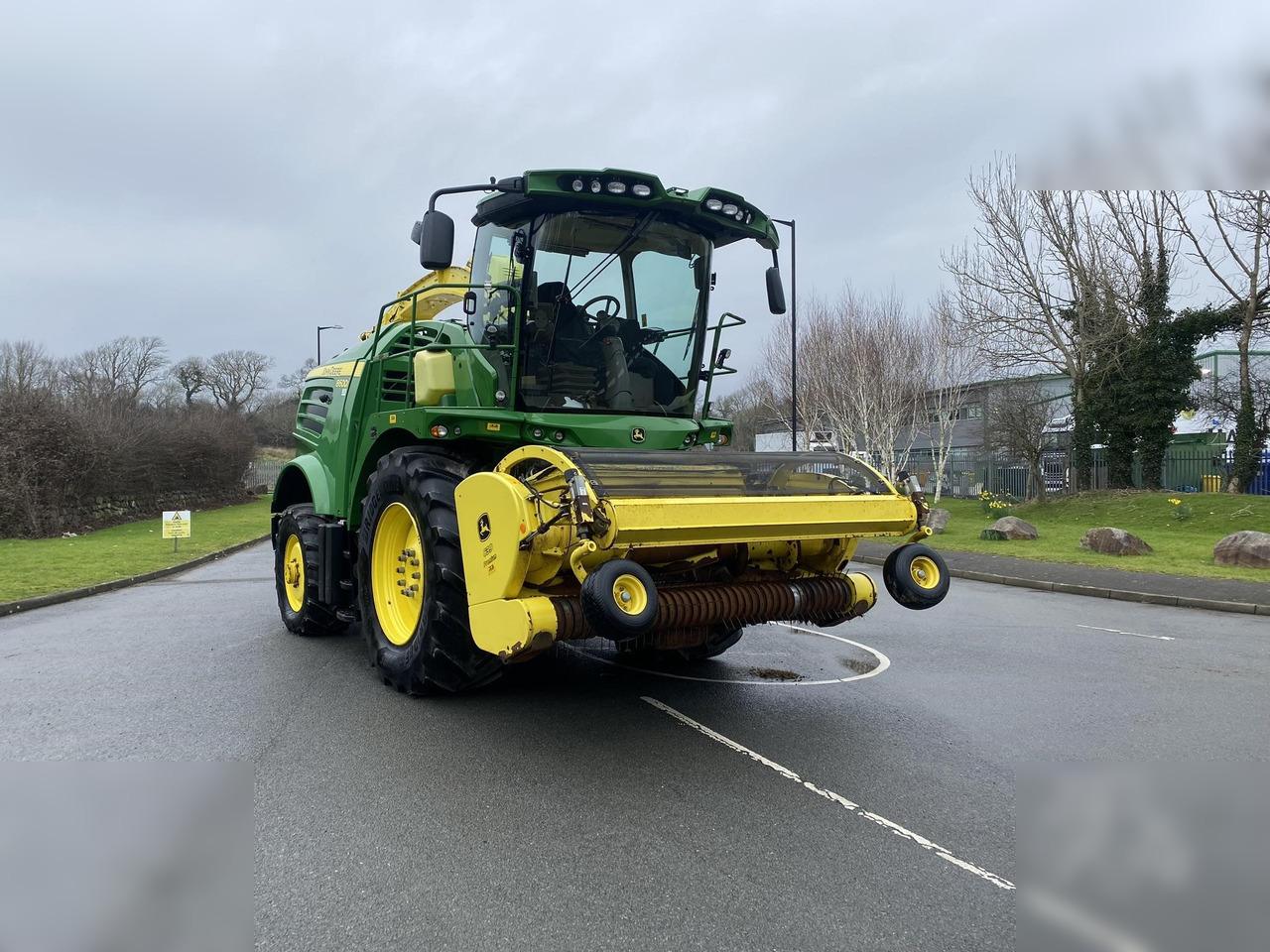 2020 JOHN DEERE 8600 - Samohybná rezačka: obrázok 3 2020 JOHN DEERE 8600 - Samohybná rezačka: obrázok 3