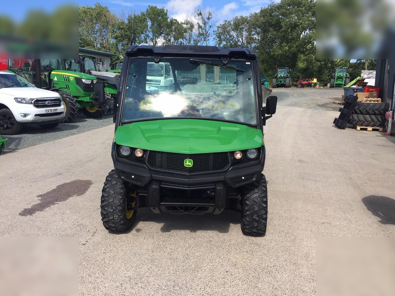 2018 JOHN DEERE GATOR XUV 865M - Komunálne/ Špeciálne stroje: obrázok 1 2018 JOHN DEERE GATOR XUV 865M - Komunálne/ Špeciálne stroje: obrázok 1