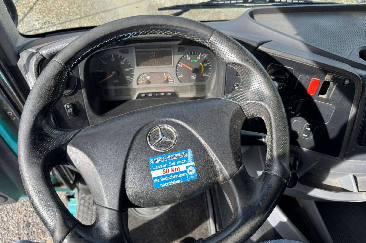 Mercedes-Benz Actros 3240 - Sklápač: obrázok 4 Mercedes-Benz Actros 3240 - Sklápač: obrázok 4