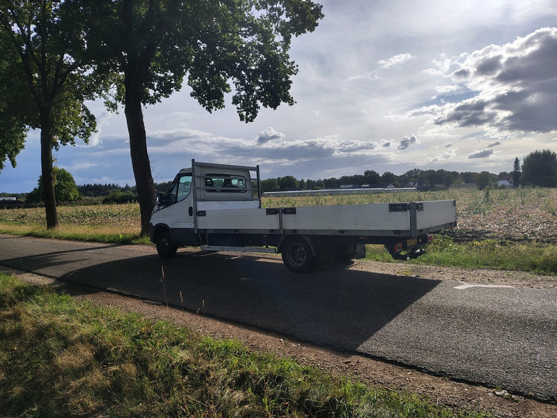 Iveco Daily 35C180 - Dodávka valník: obrázok 3 Iveco Daily 35C180 - Dodávka valník: obrázok 3