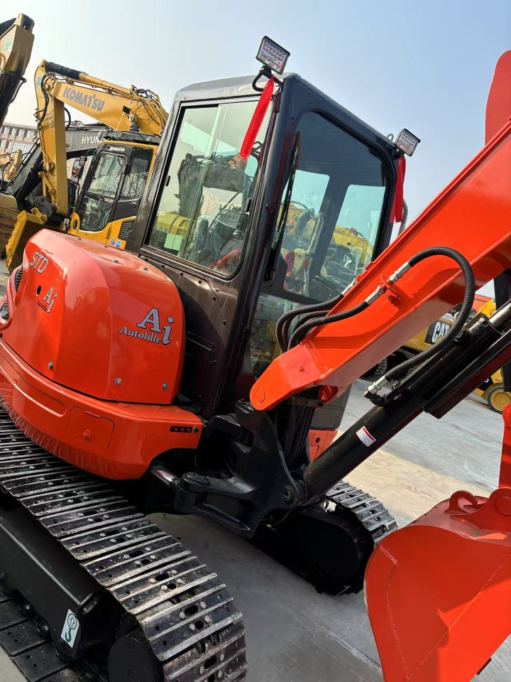 KUBOTA 6 ton mini excavator japan brand original - Mini rýpadlo: obrázok 2 KUBOTA 6 ton mini excavator japan brand original - Mini rýpadlo: obrázok 2