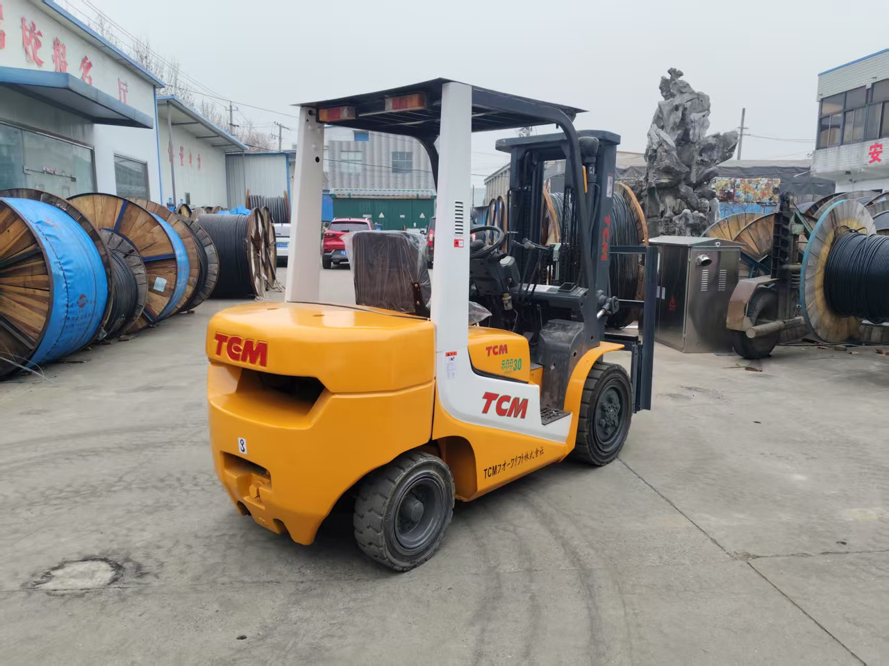 TCM FD30 Japan brand used 3 ton 4.5m diesel forklift Customizable mast clamps - Dieselový vysokozdvižný vozík: obrázok 5 TCM FD30 Japan brand used 3 ton 4.5m diesel forklift Customizable mast clamps - Dieselový vysokozdvižný vozík: obrázok 5