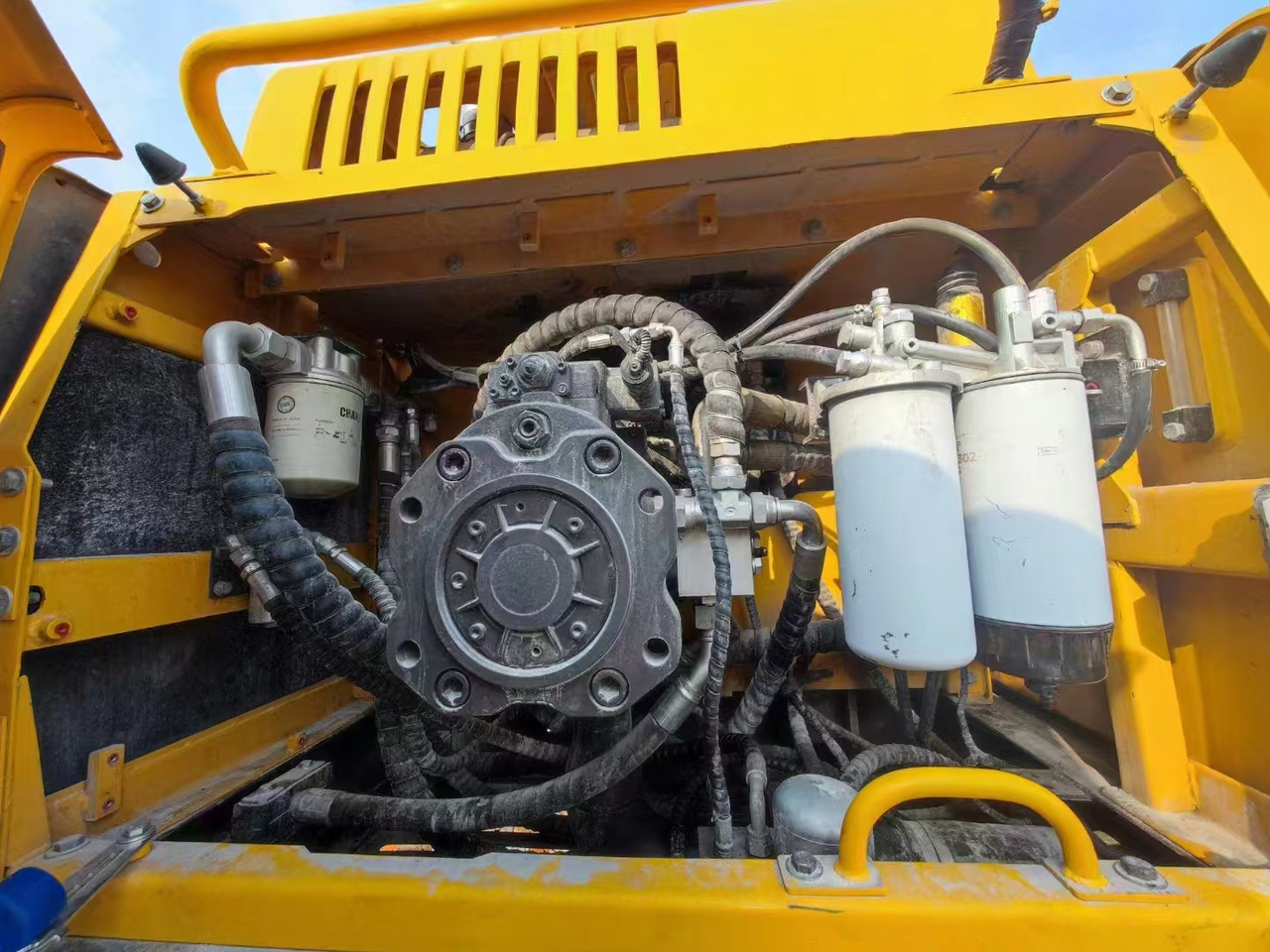 VOLVO EC480 used original excavator - Pásové rýpadlo: obrázok 5 VOLVO EC480 used original excavator - Pásové rýpadlo: obrázok 5