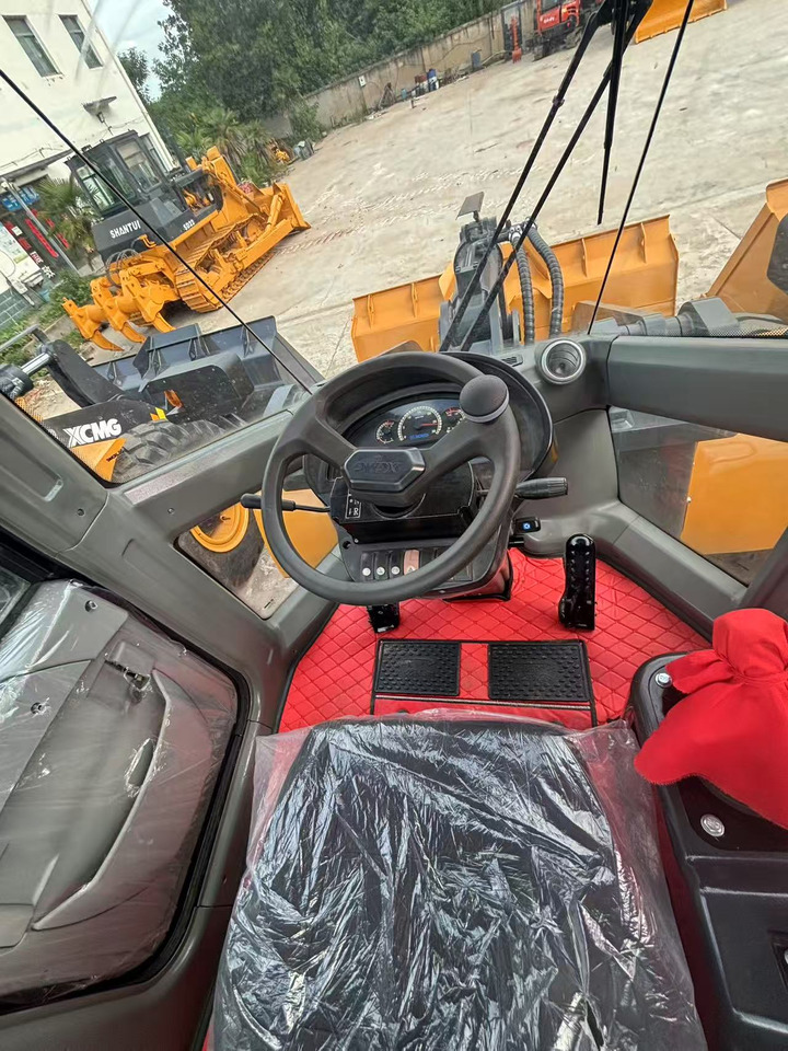 XCMG ZL50GN low hour front loader for sale - Kolesový nakladač: obrázok 5 XCMG ZL50GN low hour front loader for sale - Kolesový nakladač: obrázok 5