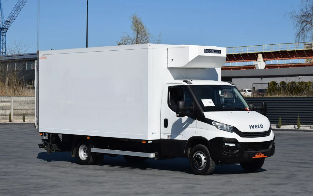 Iveco DAILY 70C18 / 3.0 - 180 KM / AUTOMAT HI-MATIC / 3 OSOBY / CHŁODNIA - MROŹNIA 4,55 M / AGREGAD FRIGOBLOCK / WINDA SORENSEN / KLIMA / TEMPOMAT / KAMERA COFANIA / REGULOWANE ZAWIESZENIE / SERWISOWA - Chladirenské nákladné vozidlo: obrázok 3 Iveco DAILY 70C18 / 3.0 - 180 KM / AUTOMAT HI-MATIC / 3 OSOBY / CHŁODNIA - MROŹNIA 4,55 M / AGREGAD FRIGOBLOCK / WINDA SORENSEN / KLIMA / TEMPOMAT / KAMERA COFANIA / REGULOWANE ZAWIESZENIE / SERWISOWA - Chladirenské nákladné vozidlo: obrázok 3