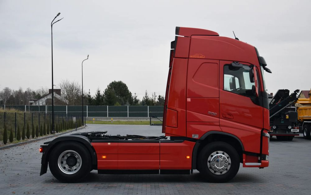 Volvo FH500 / FULL ADR / HYDRAULIKA / EURO 6 / ACC / LEDY / ALUFELGI / SERWISOWANY / SPROWADZONY - Ťahač: obrázok 4 Volvo FH500 / FULL ADR / HYDRAULIKA / EURO 6 / ACC / LEDY / ALUFELGI / SERWISOWANY / SPROWADZONY - Ťahač: obrázok 4