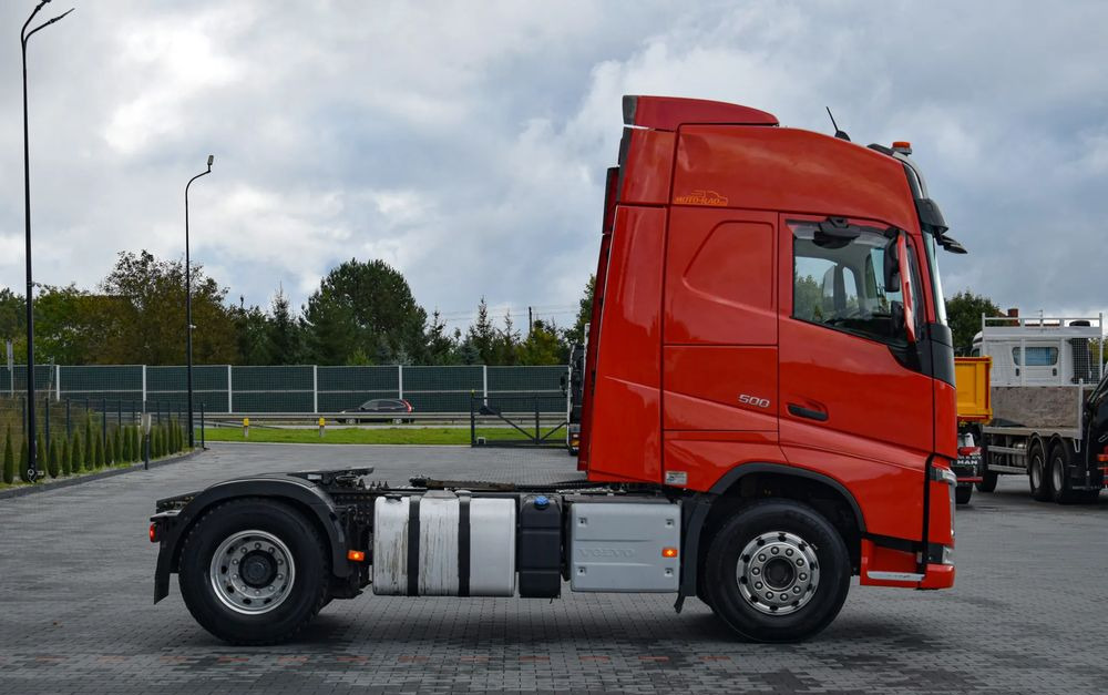 Volvo FH500 / HYDRAULIKA / EURO 6 / ACC / LEDY / ALUFELGI / SERWISOWANY / SPROWADZONY - Ťahač: obrázok 4 Volvo FH500 / HYDRAULIKA / EURO 6 / ACC / LEDY / ALUFELGI / SERWISOWANY / SPROWADZONY - Ťahač: obrázok 4