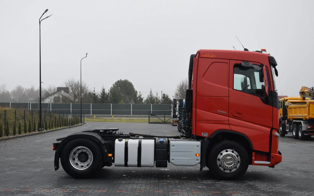 Volvo FH500 / NISKA KABINA / HYDRAULIKA / EURO 6 / ACC / LEDY / ALUFELGI / SERWISOWANY / SPROWADZONY - Ťahač: obrázok 4 Volvo FH500 / NISKA KABINA / HYDRAULIKA / EURO 6 / ACC / LEDY / ALUFELGI / SERWISOWANY / SPROWADZONY - Ťahač: obrázok 4