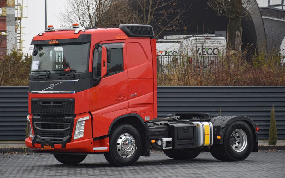 Volvo FH500 / NISKA KABINA / HYDRAULIKA / EURO 6 / ACC / LEDY / ALUFELGI / SERWISOWANY / SPROWADZONY - Ťahač: obrázok 1 Volvo FH500 / NISKA KABINA / HYDRAULIKA / EURO 6 / ACC / LEDY / ALUFELGI / SERWISOWANY / SPROWADZONY - Ťahač: obrázok 1