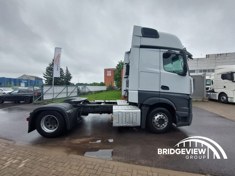 Mercedes-Benz Actros 1845 GIGA SOLO CABIN - Ťahač: obrázok 5 Mercedes-Benz Actros 1845 GIGA SOLO CABIN - Ťahač: obrázok 5