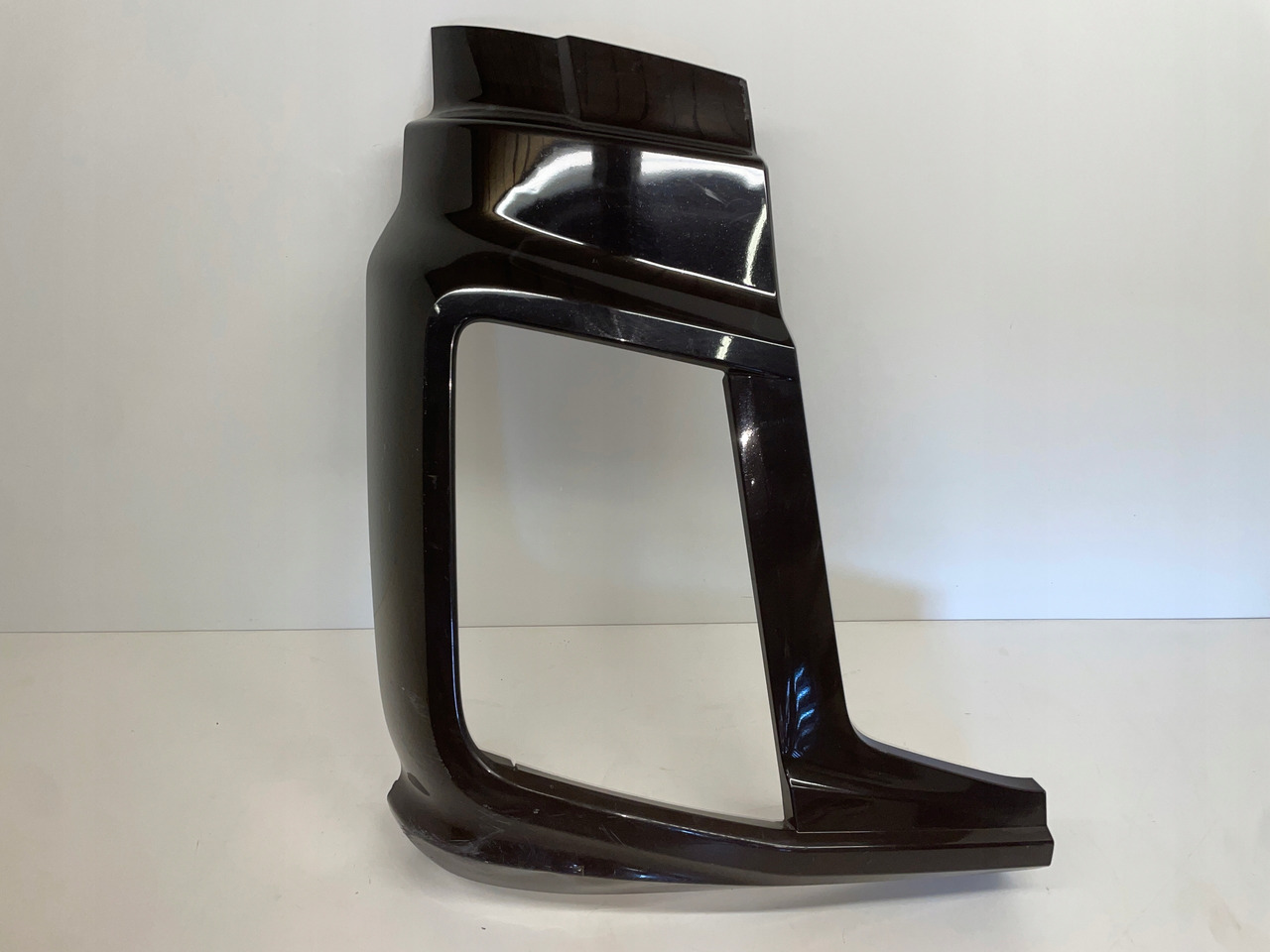 FORD F-MAX ZDERZAK OKULAR OBUDOWA REFLEKTORA JC46-17E950-A - Nárazník pre Nákladné auto: obrázok 1 FORD F-MAX ZDERZAK OKULAR OBUDOWA REFLEKTORA JC46-17E950-A - Nárazník pre Nákladné auto: obrázok 1