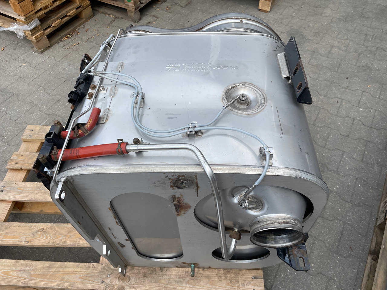 KATALIZATOR MAN TGX TGS EURO 6 DPF TŁUMIK WYDECH 81151036115 - Výfukové potrubie pre Nákladné auto: obrázok 4 KATALIZATOR MAN TGX TGS EURO 6 DPF TŁUMIK WYDECH 81151036115 - Výfukové potrubie pre Nákladné auto: obrázok 4