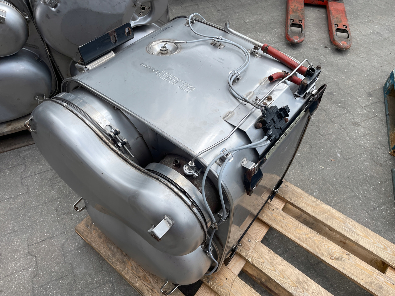 KATALIZATOR MAN TGX TGS EURO 6 DPF TŁUMIK WYDECH 81151036115 - Výfukové potrubie pre Nákladné auto: obrázok 1 KATALIZATOR MAN TGX TGS EURO 6 DPF TŁUMIK WYDECH 81151036115 - Výfukové potrubie pre Nákladné auto: obrázok 1