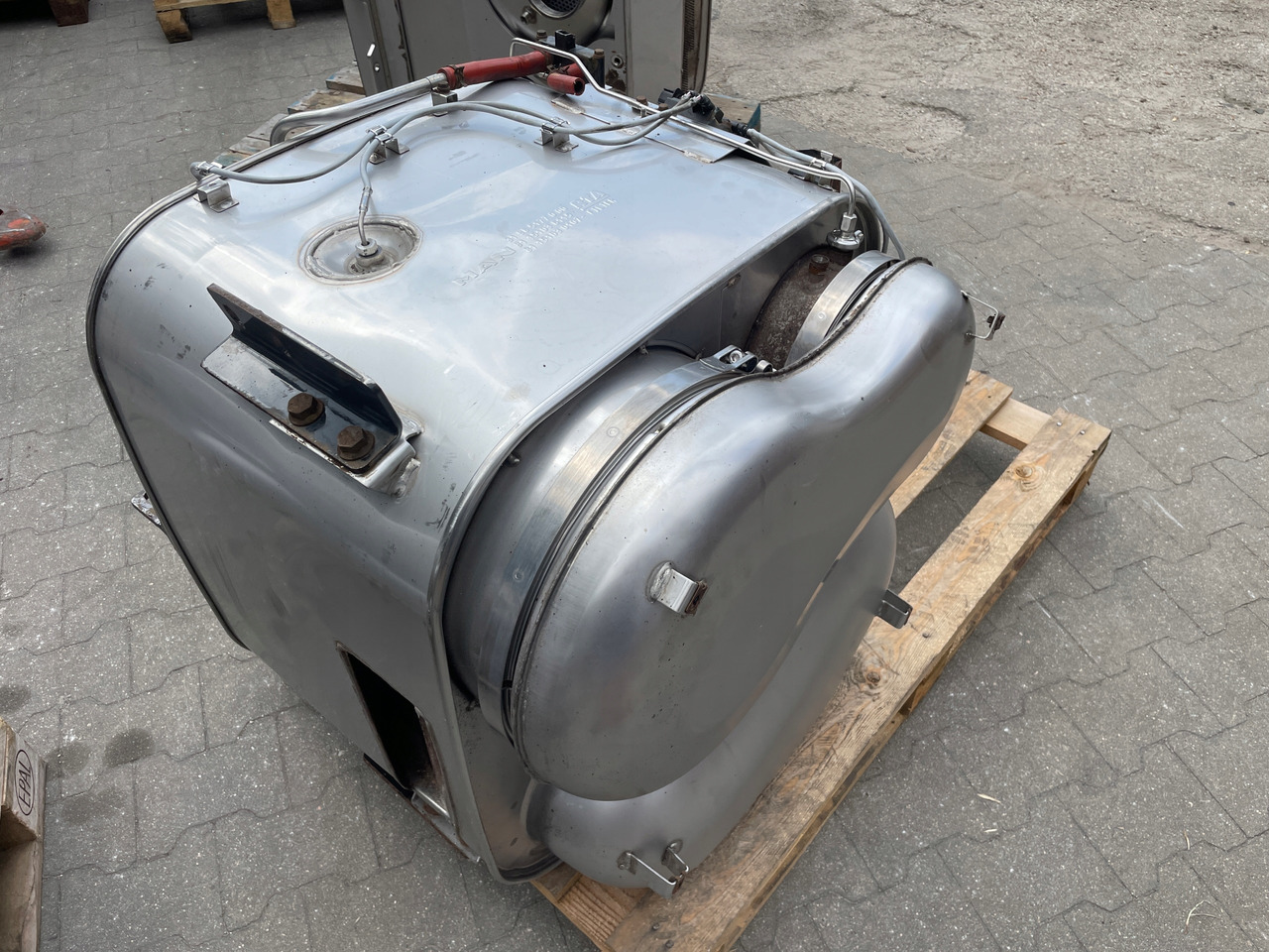 KATALIZATOR MAN TGX TGS EURO 6 DPF TŁUMIK WYDECH 81151036115 - Výfukové potrubie pre Nákladné auto: obrázok 3 KATALIZATOR MAN TGX TGS EURO 6 DPF TŁUMIK WYDECH 81151036115 - Výfukové potrubie pre Nákladné auto: obrázok 3