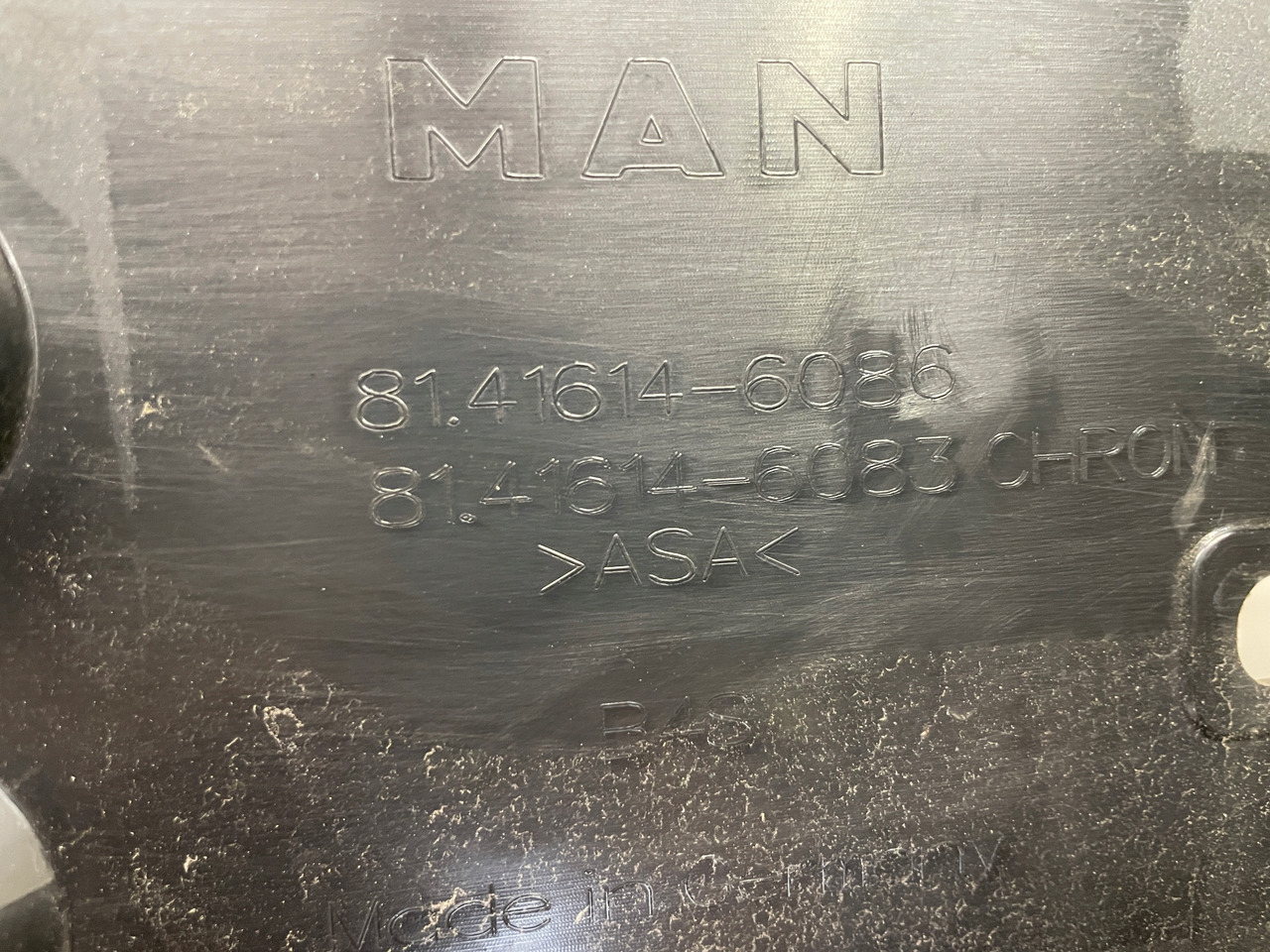 ŚRODKOWY GRILL CHROM ZDERZAKA MAN TGS TG3 TGS 3 ATRAPA 81416146086 - Mriežka pre Nákladné auto: obrázok 5 ŚRODKOWY GRILL CHROM ZDERZAKA MAN TGS TG3 TGS 3 ATRAPA 81416146086 - Mriežka pre Nákladné auto: obrázok 5