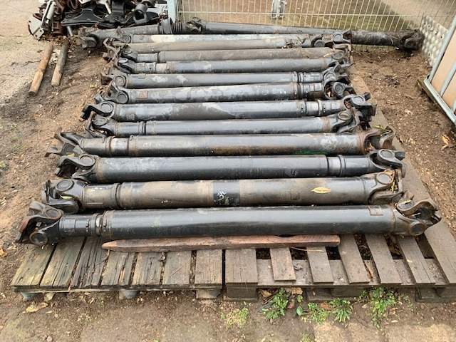 WAŁ NAPĘDOWY MAN TGA TGX TGS CENA OD 100 ZŁ - Poloos pre Nákladné auto: obrázok 4 WAŁ NAPĘDOWY MAN TGA TGX TGS CENA OD 100 ZŁ - Poloos pre Nákladné auto: obrázok 4