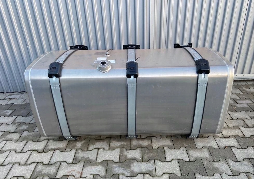 ZBIORNIK PALIWA MAN TGX TGS 710 L 81122016949 - Palivová nádrž pre Nákladné auto: obrázok 1 ZBIORNIK PALIWA MAN TGX TGS 710 L 81122016949 - Palivová nádrž pre Nákladné auto: obrázok 1