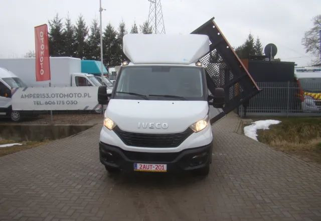 Iveco DAILY 35 C 15 3.5T 4.60M 3.5T NA HAKU CLIMATRONIC - Dodávka sklápač: obrázok 2 Iveco DAILY 35 C 15 3.5T 4.60M 3.5T NA HAKU CLIMATRONIC - Dodávka sklápač: obrázok 2