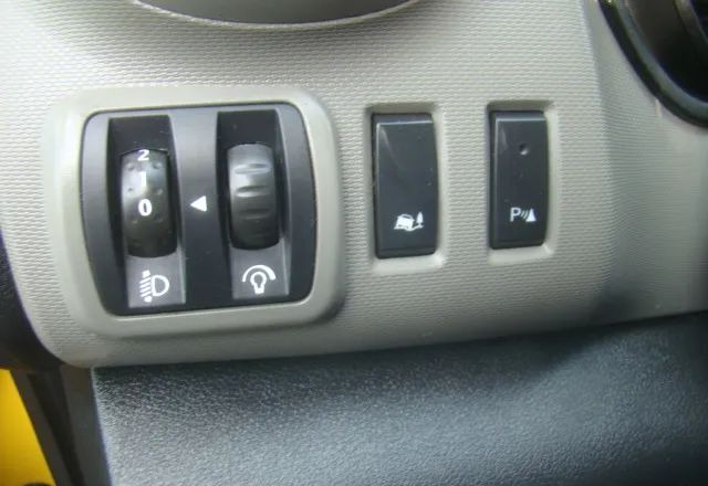 Furgon Renault TRAFIC: obrázok 14