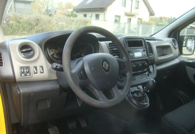 Furgon Renault TRAFIC: obrázok 12