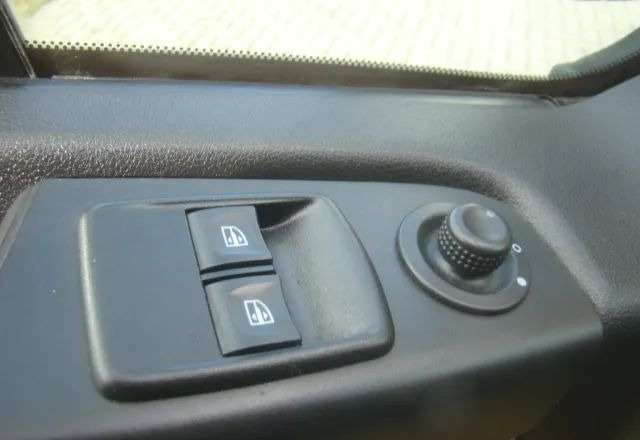 Furgon Renault TRAFIC: obrázok 13