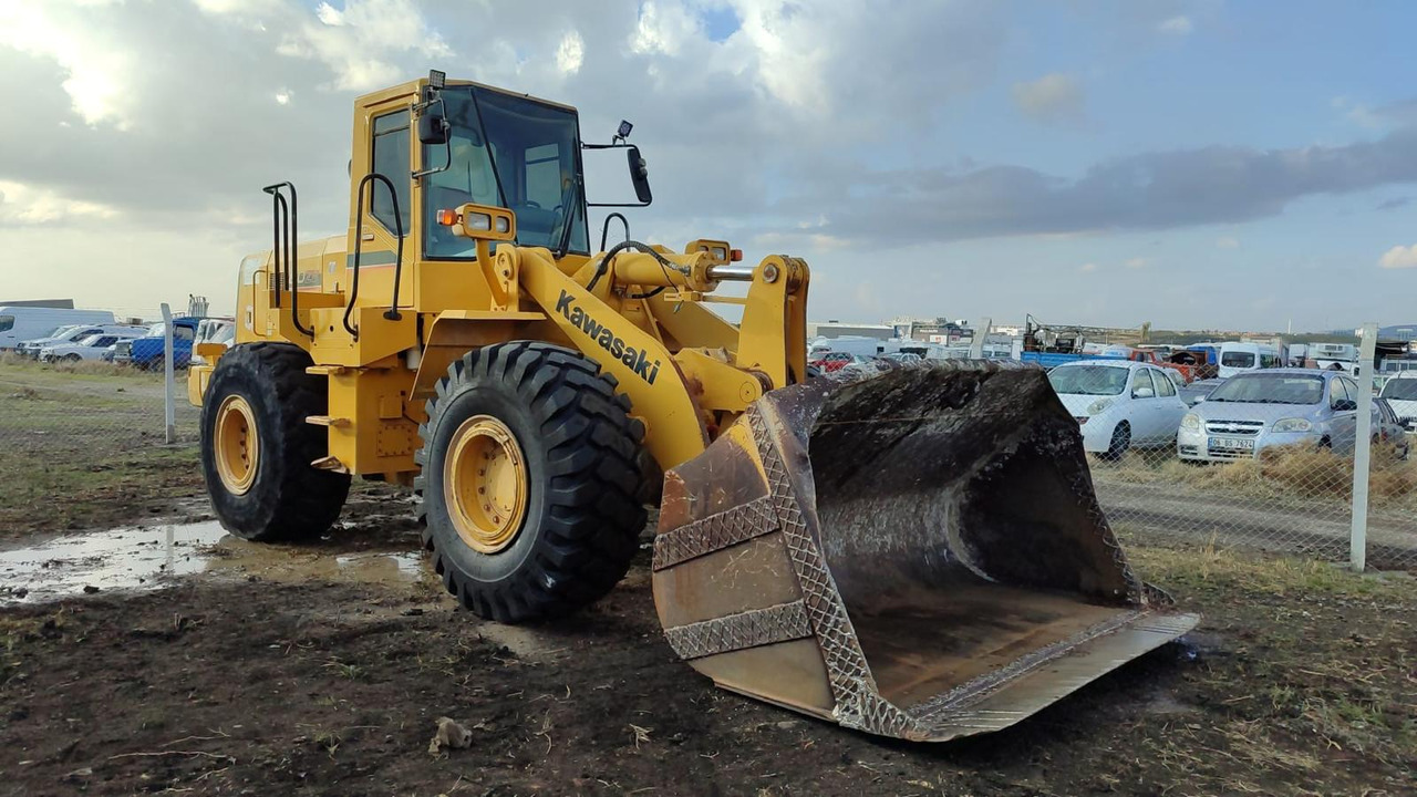 KAWASAKI 80ZV - Kolesový nakladač: obrázok 3 KAWASAKI 80ZV - Kolesový nakladač: obrázok 3