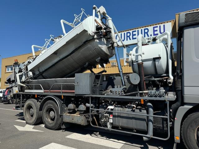 Mercedes Actros 2636 - Fekálne vozidlo: obrázok 4 Mercedes Actros 2636 - Fekálne vozidlo: obrázok 4